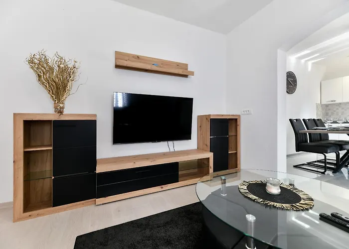 Vakantiehuis Lena Sukošan